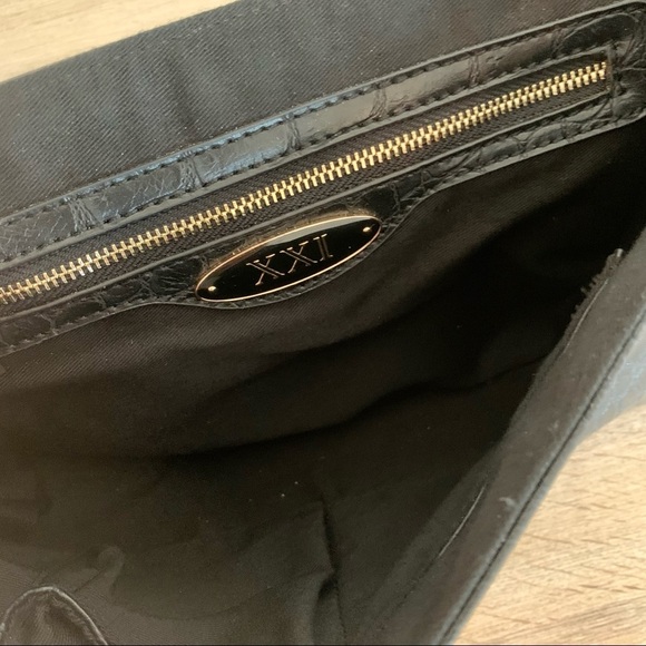 NWOT F21 Black Croc Leather Chain Shoulder Bag - Picture 4 of 9